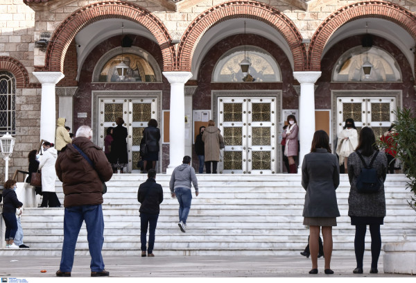 Σχεδόν 3.500 κρούσματα μόνο σε Αττική, Θεσσαλονίκη και Λάρισα – Ο «κόκκινος» χάρτης της διασποράς