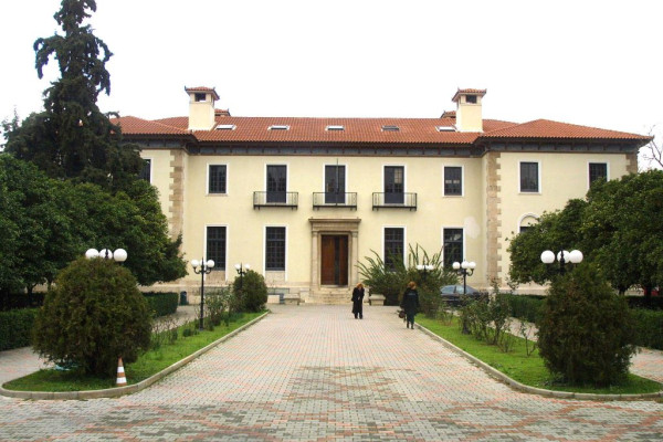Συνεργασία για τη δημόσια υγεία μεταξύ του δήμου Βάρης-Βούλας-Βουλιαγμένης και του Χαροκόπειου Πανεπιστημίου