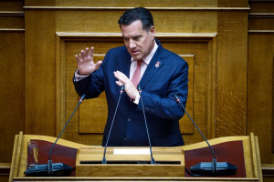 Κόντρες στη Βουλή για τη δωρεά προς τον ΠΟΥ σχετικά με την ολοκληρωμένη διαχείριση παιδιών και εφήβων με παχυσαρκία