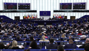 Το Ευρωκοινοβούλιο ζητεί από την Κομισιόν προσλήψεις 1 εκατ. επαγγελματιών στον χώρο της Υγείας έως το 2030