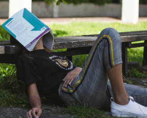 Η «τέχνη της βαρεμάρας» και οι κανόνες της - Γιατί τη χρειαζόμαστε, τι μάς προσφέρει