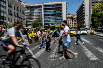 Κορονοϊός Ελλάδα: Πάνω από 2 χιλιάδες κρούσματα με χαμηλή θετικότητα