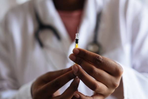 Κορονοϊός: H CureVac μπαίνει πιο δυνατά στο κόλπο του εμβολίου με συνεργασία
