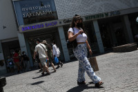 Κορονοϊός Ελλάδα: Σχεδόν ένα μήνα πίσω μας πηγαίνει η σημερινή θετικότητα