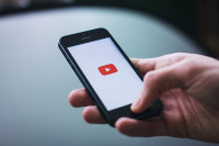 Παραπληροφόρηση στο YouTube για τον κορονοϊό : Τι έδειξε μελέτη και τι συμβουλεύουν οι ειδικοί