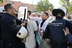 ΠΙΣ: «Καταδικάζουμε την επέμβαση της Αστυνομίας στο Νοσοκομείο ΑΤΤΙΚΟΝ»