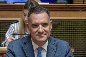 Γεωργιάδης: Σκέψη για λειτουργία πανεπιστημιακών γυναικολογικών και παιδιατρικών κλινικών στο νοσοκομείο Αγ. Βαρβάρας