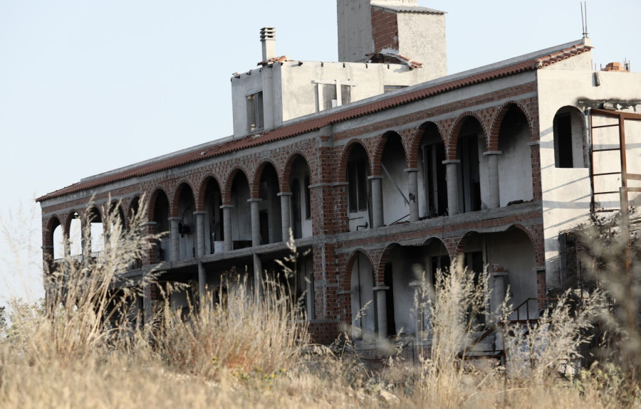 Το Λύρειο Παιδικό Ίδρυμα στις εργασίες αποκατάστασεις μετά τις καταστροφικές φωτιές του 2018/Αρχείου INTIME