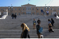 Κορονοϊός Ελλάδα: Αυξήθηκαν τα κρούσματα αλλά με συντριπτικά περισσότερα τεστ