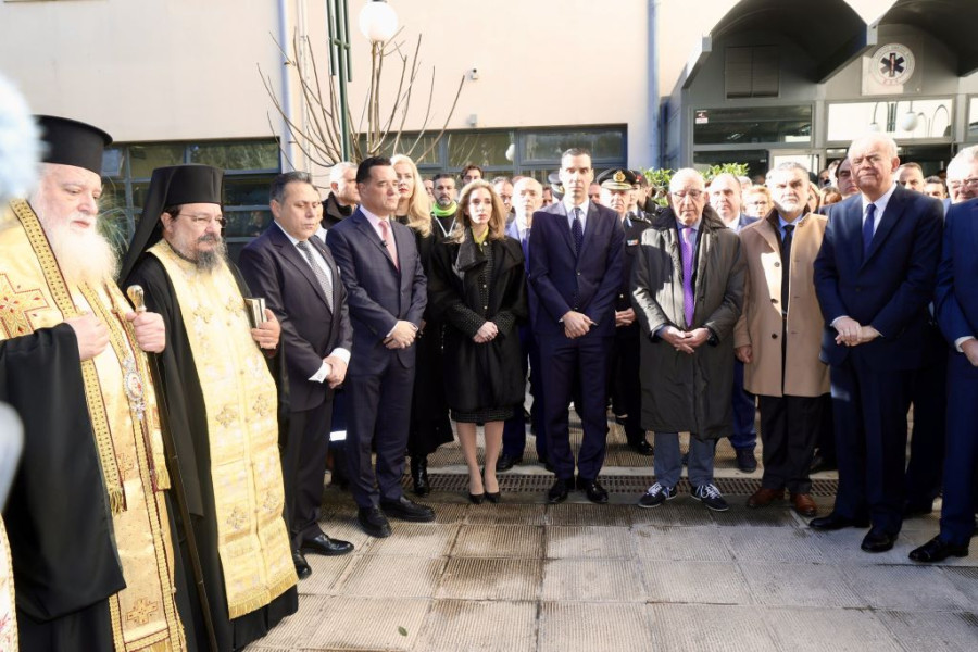 Γεωργιάδης: «Ξεκινάει η παραλαβή του νέου στόλου του ΕΚΑΒ με ασθενοφόρα και ελικόπτερα»