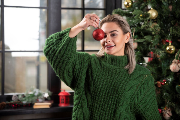 Από τα μελομακάρονα στις ορμόνες: Οι γιορτινές συνήθειες επηρεάζουν την ευεξία των γυναικών