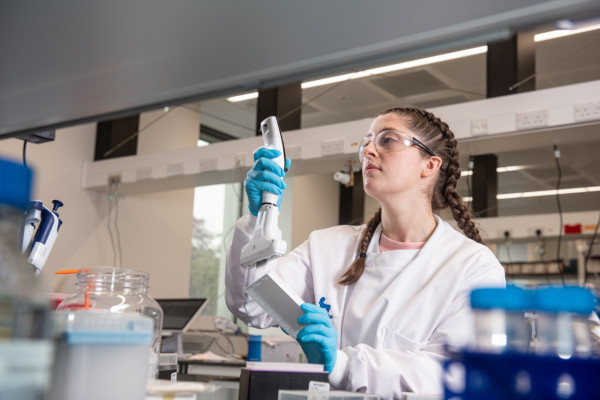 Εγκρίθηκε από την Κομισιόν η πιο αποτελεσματική δόση της ενέσιμης σεμαγλουτίδης για ενήλικες με παχυσαρκία