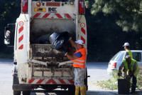 Εκτεθειμένοι σε επαγγελματικούς κινδύνους οι εργαζόμενοι καθαριότητας των Δήμων