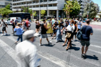 Κορονοϊός Ελλάδα: Εκτοξεύτηκε η θετικότητα - Έπεσαν ξανά οι διασωληνωμένοι
