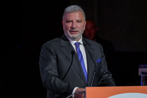 Άρθρο Πατούλη: Προτάσεις με στοχευμένες πολιτικές για τον επαναπατρισμό των νέων ιατρών