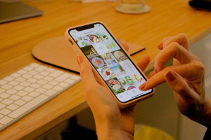 Παραμένει επικίνδυνο το Instagram για τα παιδιά και τους εφήβους