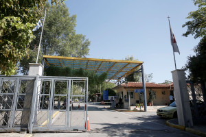 Εργαζόμενοι στο Δαφνί καταγγέλλουν την εγκατάλειψη κτηριακών υποδομών του νοσοκομείου