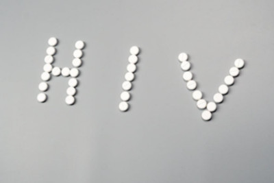 Ο ΠΟΥ συνιστά την καβοτεγκραβίρη μακράς δράσης για την πρόληψη του HIV
