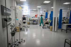 Κομισιόν: Η Ελλάδα στις πρώτες θέσεις των ανεκπλήρωτων ιατρικών και οδοντιατρικών αναγκών λόγω κόστους