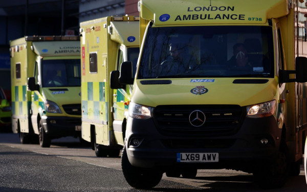 Δύο νεκροί από μηνιγγίτιδα στην Αγγλία σε ένα «άνευ προηγουμένου ξέσπασμα» τη νόσου με 15 κρούσματα