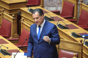 Γεωργιάδης: «Δεν έχουμε την πολυτέλεια να αφήσουμε τα φαρμακεία εκτός εμβολιασμών για την Covid-19»