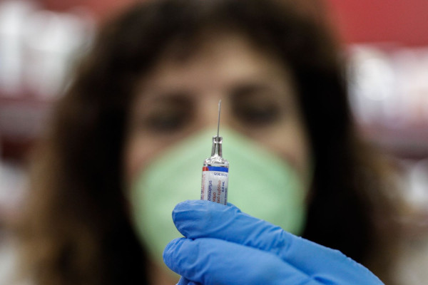 ΠΙΣ: Σε θετική κατεύθυνση η απόφαση του υπουργείου για τη συνταγογράφηση των εμβολίων