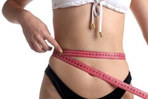 Γιατί αυξάνεται το βάρος της γυναίκας στη μέση ηλικία και πως μπορεί να ελεγχθεί