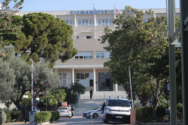 Πυρκαγιά στο Σισμανόγλειο: Μία 90χρονη ασθενής νεκρή