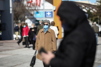 Μειωμένος ο ημερήσιος αριθμός κρουσμάτων, αλλά με λιγότερα τεστ