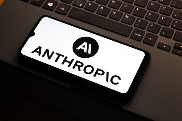 Η Anthropic στήνει αθόρυβα εργαστήριο βιολογίας, ενισχύοντας το πρόγραμμα ανάπτυξης φαρμάκων με AI