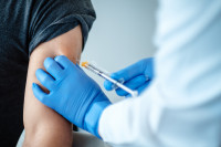 Κορονοϊός: Αυτοί «γλιτώνουν» την αναμνηστική τρίτη δόση εμβολιασμού