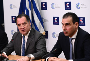 Υπογραφή στην προκήρυξη 2.145 προσλήψεων μόνιμων νοσηλευτών σε νοσοκομεία του ΕΣΥ