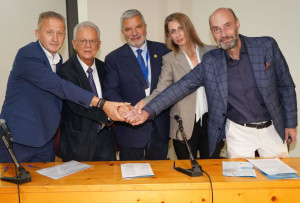 Οι Ιατρικοί Σύλλογοι της χώρας σε κοινή πρωτοβουλία για το δημογραφικό - Οι προτάσεις που κατατέθηκαν