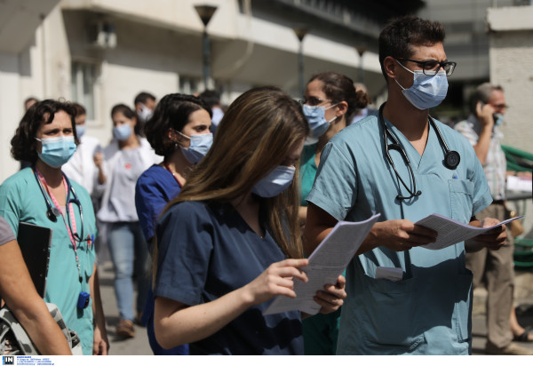 «Χρηματοδοτική ένεση» 1.800 ευρώ σε γιατρούς και 1.200 σε νοσηλευτές μηνιαίως φέρνει το Υπ. Υγείας