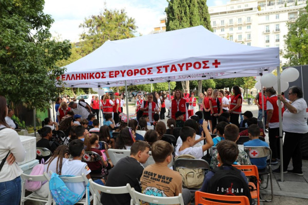 Μεγάλη δράση του ΕΕΣ στο Σύνταγμα για την Παγκόσμια Ημέρα Ψυχικής Υγείας