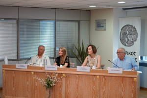 Σήμα κινδύνου από τους εργαστηριακούς γιατρούς: «Οι υποχρεωτικές επιστροφές μας οδηγούν στο λουκέτο»