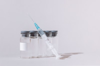 RSV: Πλήρη έγκριση για το εμβόλιο της Moderna έδωσε ο FDA