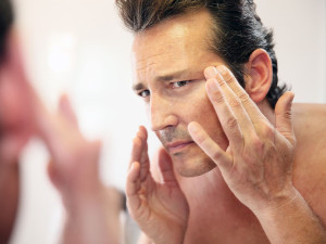 Botox για άντρες: Το «ισχυρό φύλο» σπάζει ένα ταμπού δεκαετιών