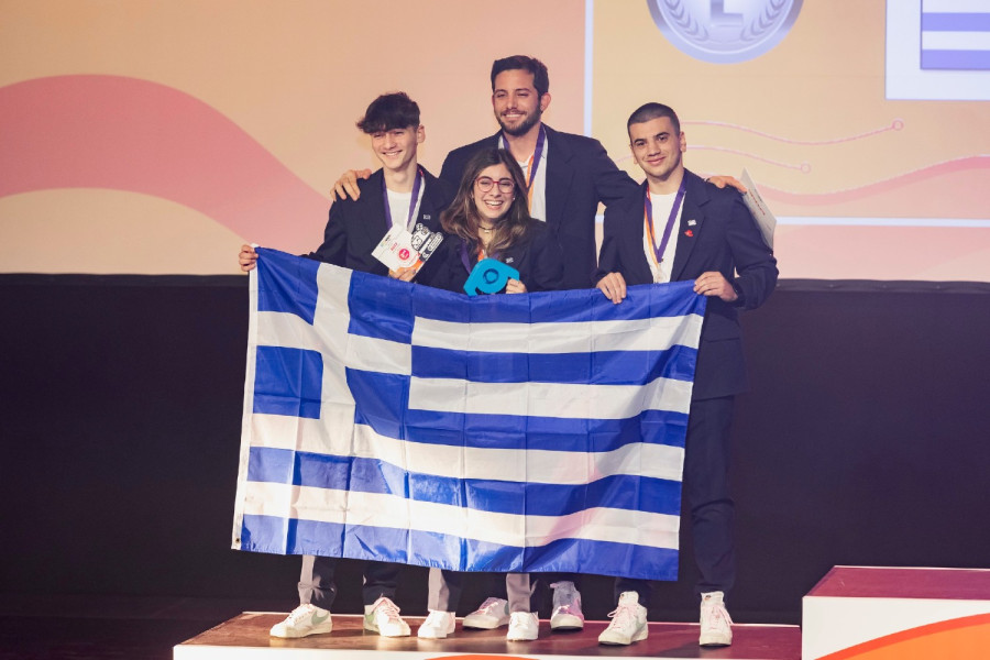 Έλληνες μαθητές κατέκτησαν αργυρό μετάλλιο στην Παγκόσμια Ολυμπιάδα Ρομποτικής