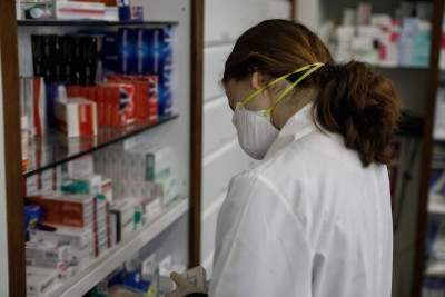 Φαρμακείο: «Ο πολύπλευρος ρόλος των φαρμακοποιών στη μετά-covid εποχή»