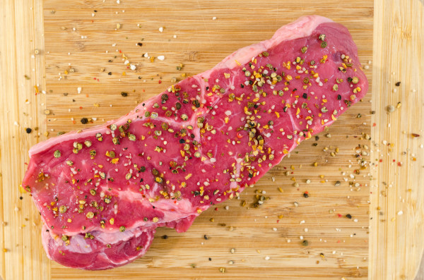 Τι θα συμβεί στο σώμα σας αν κόψετε το κρέας για έναν χρόνο