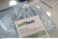 Το θέμα των self test στο επίκεντρο συνάντησης στο Υπουργείο Υγείας