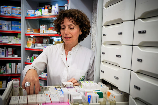 Μαρινάκης: Υπεγράφη η διάθεση ΦΥΚ από ιδιωτικά φαρμακεία