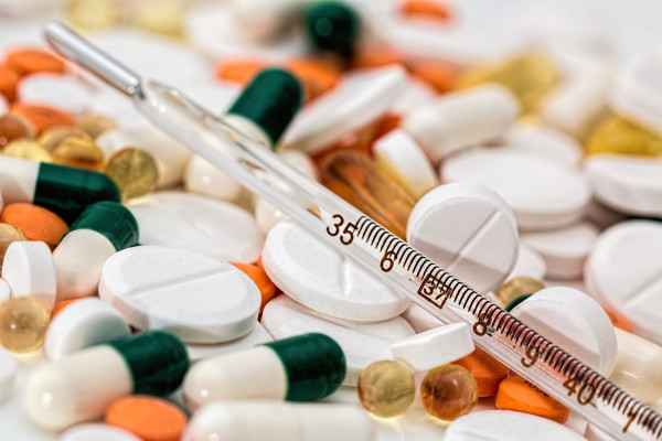 Νέοι κανόνες για τις κοινές κλινικές αξιολογήσεις φαρμάκων από την Κομισιόν