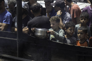 ΠΟΥ για Γάζα: Είναι άδικο η τροφή να μετατρέπεται σε όπλο