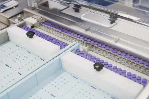 Προστίθενται δύο νέα εργοστάσια παραγωγής του εμβολίου της Pfizer