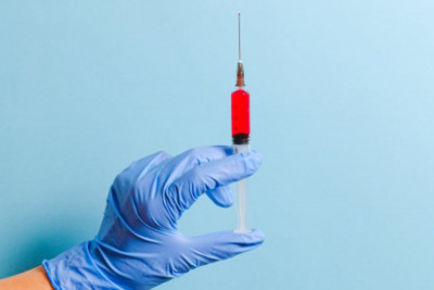 ΕΜΑ: Το σύνδρομο Guillain-Barre αποτελεί πολύ σπάνια παρενέργεια του εμβολίου της AstraZeneca