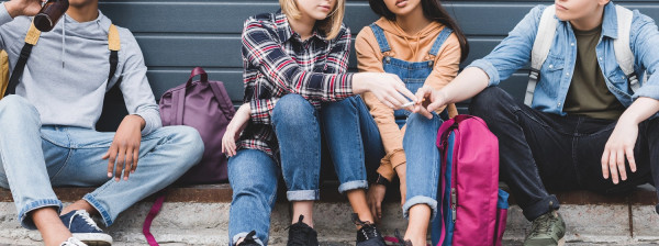 Απαγόρευση σε καπνικά προϊόντα- αλκοόλ σε ανήλικους: Μέχρι τις 16 Ιουνίου η δημόσια διαβούλευση