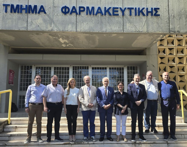 ΠΑΝΕΛΛΗΝΙΟΣ ΦΑΡΜΑΚΕΥΤΙΚΟΣ ΣΥΛΛΟΓΟΣ