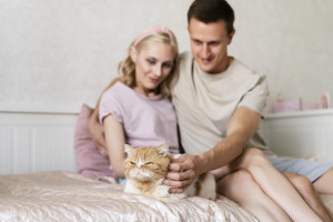 Μ. Βρετανία: Σχεδόν το 50% θα χώριζε αν το κατοικίδιο δεν συμπαθούσε τον ερωτικό τους σύντροφο